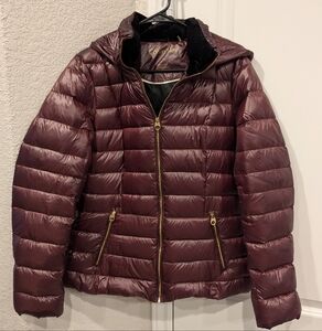 Calvin Klein Puffer Jacket Size Small Burgundy/Maroon Lightweight Premium Down